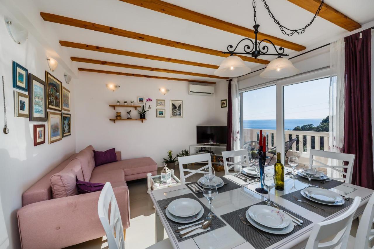 Villa Luana Vis Luaran gambar